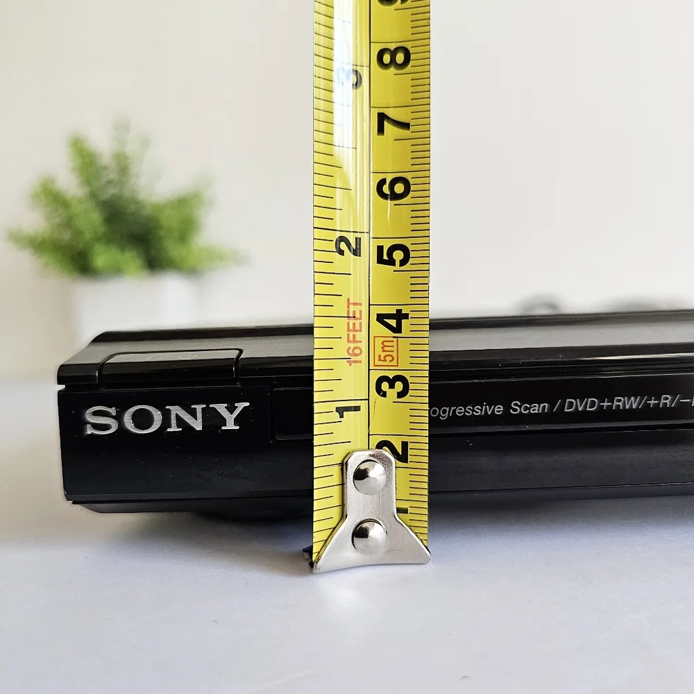 Sony Black CD/ DVD Player DVP-SR101P
